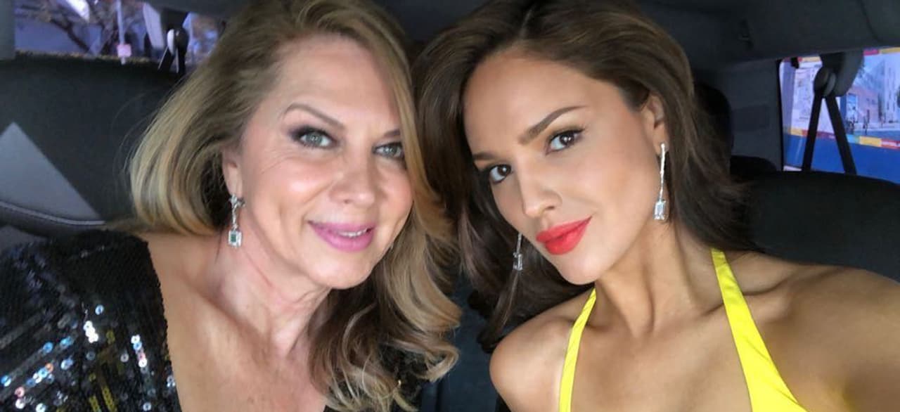Eiza González junto a su madre Glenda Reyna