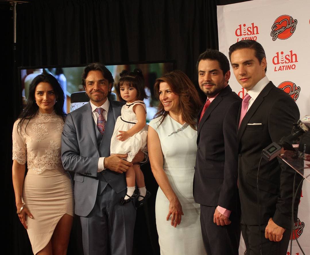Los tres hijos mayores de Eugenio Derbez, Aislinn, Vadhir y José Eduardo, han decidido hacer una carrera en la actuación en México y Estados Unidos, ¿será que Aitana, de 6 años, siga el mismo camino de sus padres y sus hermanos?