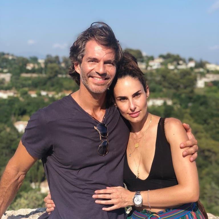 Ante esto, Ana Serradilla ya respondió. De acuerdo con la revista Quién, la actriz dijo que le parece triste las declaraciones de Martha Cristiana. “Este divorcio se dio hace cinco años aproximadamente y tener estas declaraciones fue como 'Wow, justo a días de la boda', pero bueno, todo pasa por algo y yo no puedo ni juzgar ni nada, Raúl sabrá cómo manejarlo”. Los planes de boda siguen en pie.