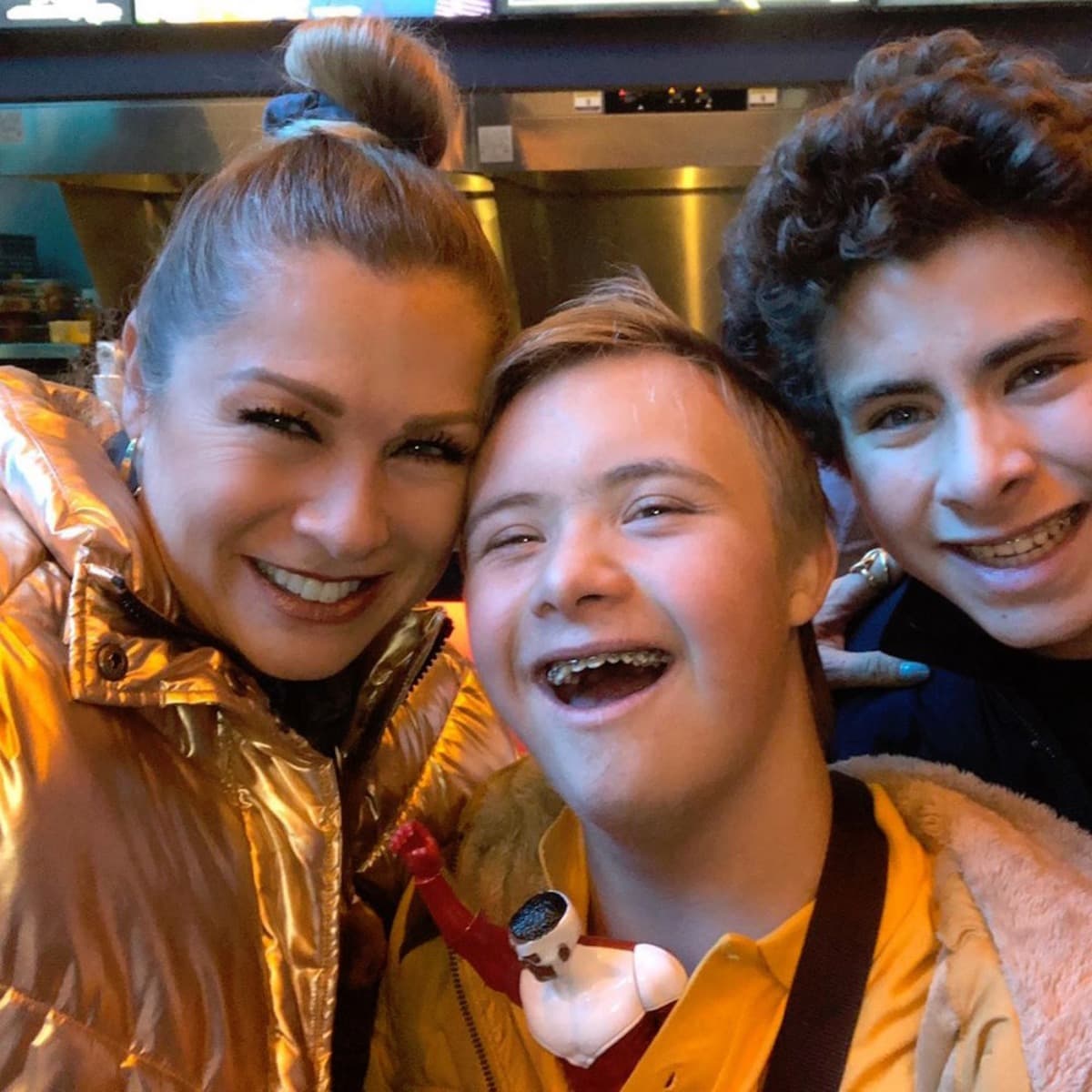 Lety Calderón cuenta por qué no deja que sus hijos salgan de fiesta