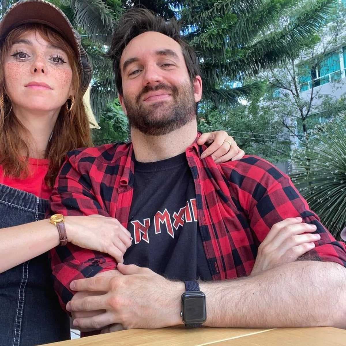 Natalia Téllez y Antonio Zabala enternecen al coordinar looks en sus vacaciones