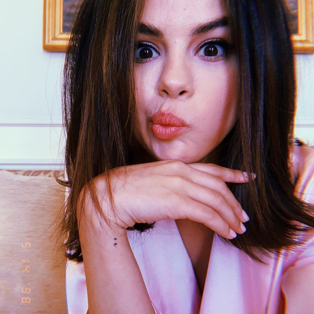 Las redes sociales no son tan importantes: Selena Gomez era la persona con más seguidores en Instagram (hasta que la superó Cristiano Ronaldo), pero a pesar de esto, en varias ocasiones se tomó un descanso para su salud mental.