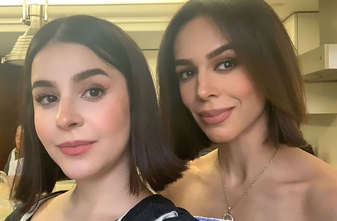 Ambas, madre e hija, le dijeron adiós a sus largas melenas y se atrevieron a uno de los looks más populares y elegantes del 2020, el corte bob.