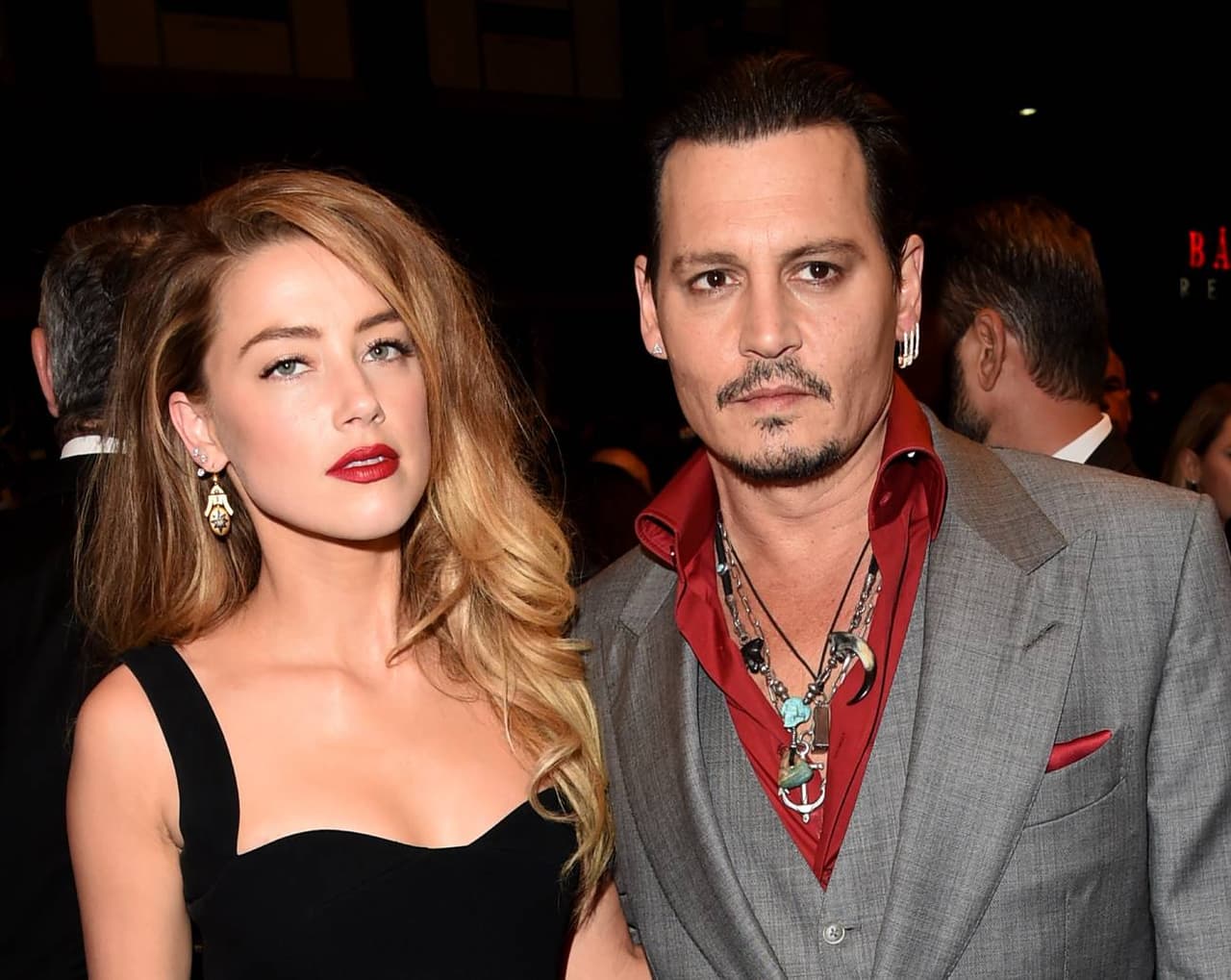 Amber Heard y Johnny Depp en la premier de Black Mass en el Festival Internacional de Cine de Toronto en 2015.