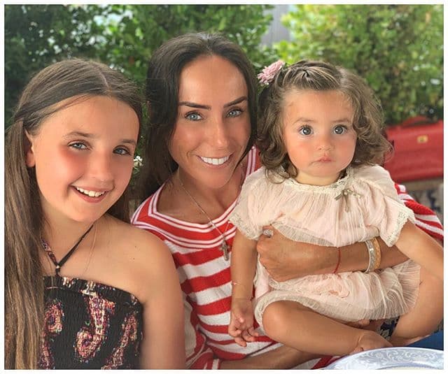 La conductora de Familias Frente al Fuego, Inés Gómez Mont, sin duda es una famosa que ama disfruta ser madre a manos llenas.