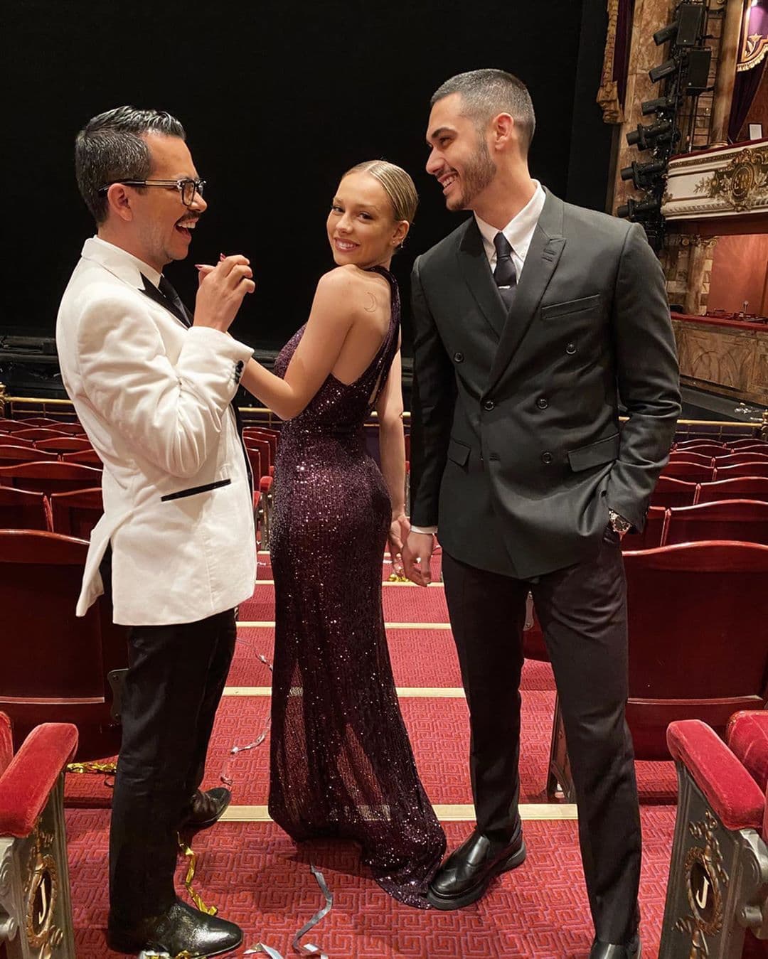 Expósito y Speitzer, quienes se conocieron durante la grabación de la serie de Manolo Caro, "Alguien Tiene que Morir", confirmaron su relación durante los primeros meses de la cuarentena, luego de que el mexicano se mudara termporalmente a España.