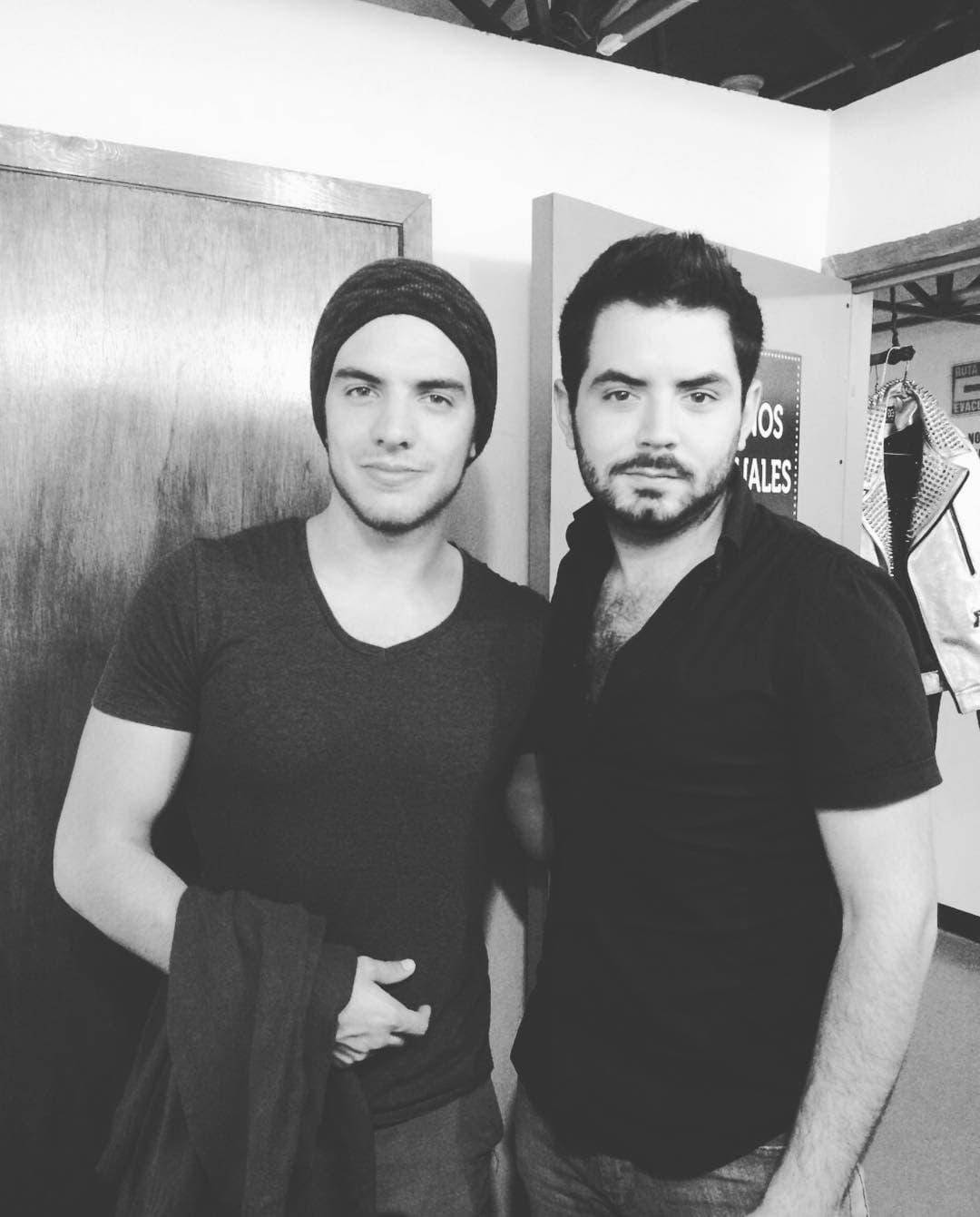 Durante el reality compartió que él y sus hermanos tuvieron que llegar a un acuerdo para evitar el “bullying” entre ellos, ya que pueden llegar a ser muy pesados entre ellos. 
<br>