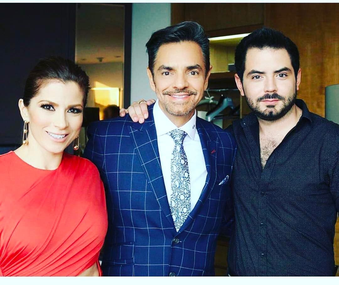 El actor de películas como ‘No se aceptan devoluciones’ compartió que debido a la situación que vivió con Victoria Ruffo, no pudo estar tan cerca de José Eduardo como de sus otros hijos, Vadhir y Aislinn. Pero esto no ha sido un impedimento para demostrarle a José el cariño que siente por él. 
<br>