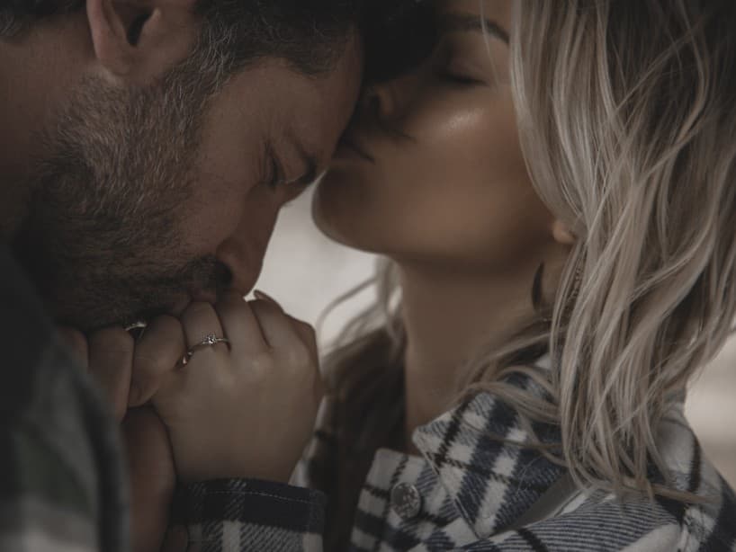 Irina Baeva y Gabriel Soto propuesta