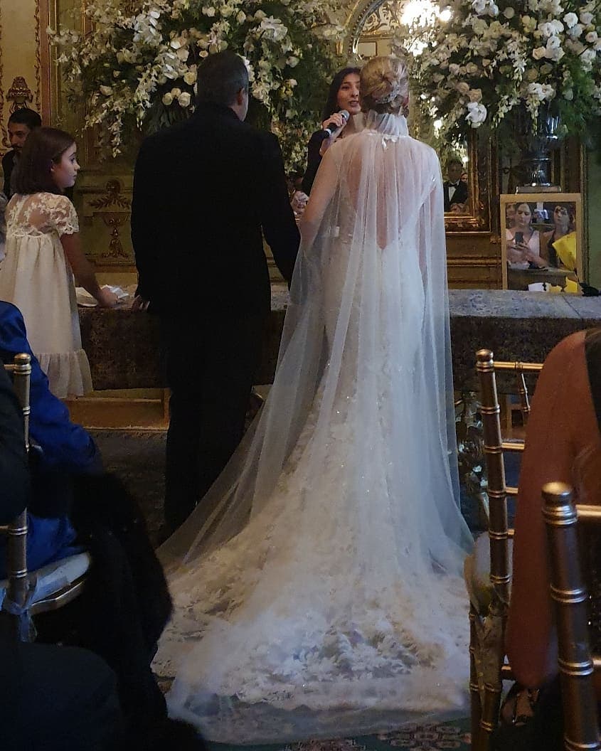 A cuatro años de lo que sería aquella primera ilusión de llegar al altar junto a Servio Tulio, este pasado 29 de febrero el sueño se hizo realidad en una íntima, pero muy elegante boda en la ciudad de México.