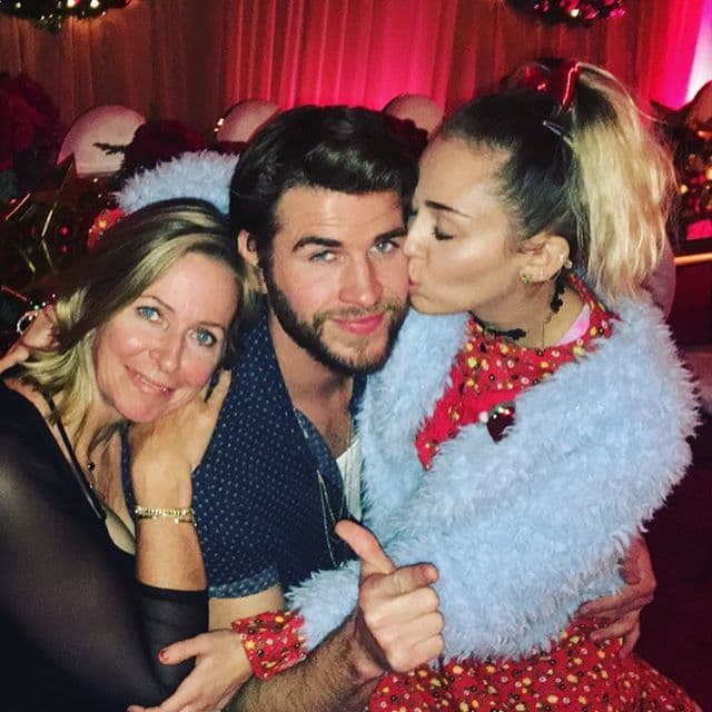 Pasaron tres años, dos álbumes para Miley, una polémica gira y, por su lado, Liam teniendo un breve romance con la mexicana Eiza González, hasta que en 2016 la cantante y el actor de “Los Juegos del Hambre” retomaran su relación.