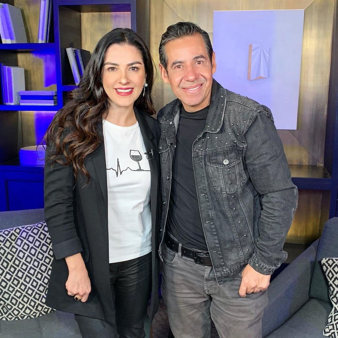 Hace más de 10 años, la integrante de Onda Vaselina y OV7, Lidia Ávila protagonizó una de las tragedias más delicadas y fuertes dentro del medio del espectáculo. Su primera hija, Sophia, nació con una condición médica que difícilmente la mantendría viva, convirtiéndose incluso en la primera bebé en su hospital en presentar la complicación con la que había nacido.
<br>
<br>En entrevista con Yordi Rosado, la cantante conmovió a todos con su duro relato, al abrir por primera vez su corazón hablar de la muerte de su bebé.