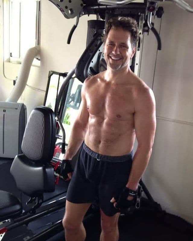 Guy Ecker (60 años).