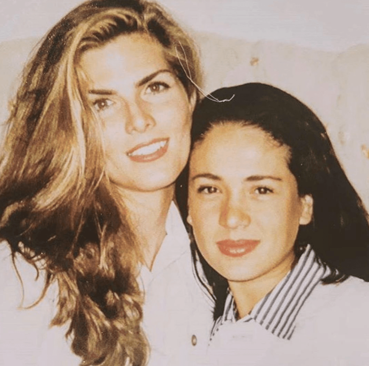 En el 2000, comenzó a conducir Las hijas de la madre tierra, junto con su gran amiga Yolanda Andrade, con quien lleva trabajando casi 20 años.