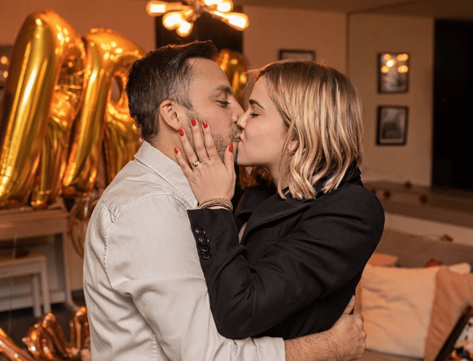 <b>Thalí García</b> y Felipe Aguilar se volverán a casar. La pareja ya está casada desde el 2017 por la vía civil, pero él la sorprendió al proponerle matrimonio para casarse por la iglesia. De acuerdo con la artista, el segundo enlace se realizará el 17 de octubre del siguiente año.