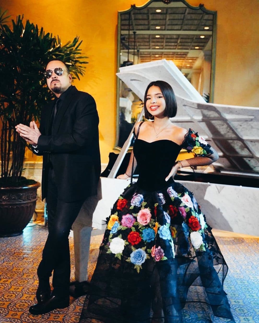 Nacida en la "Dinastía Aguilar", Ángela , hija de Pepe Aguilar, ha cosechado varios éxitos como cantante de mariachi; a sus 16 años, es una de las interpretes más jóvenes nominada para un Premio Grammy y dos Premios Grammy Latinos.