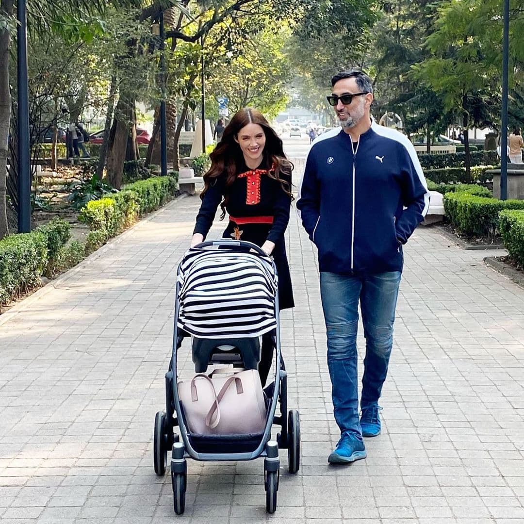 Otra pista que apunta a una ruptura es que la actriz quitó de su casa todas las fotografías en las que posaba junto a su esposo.
<br>