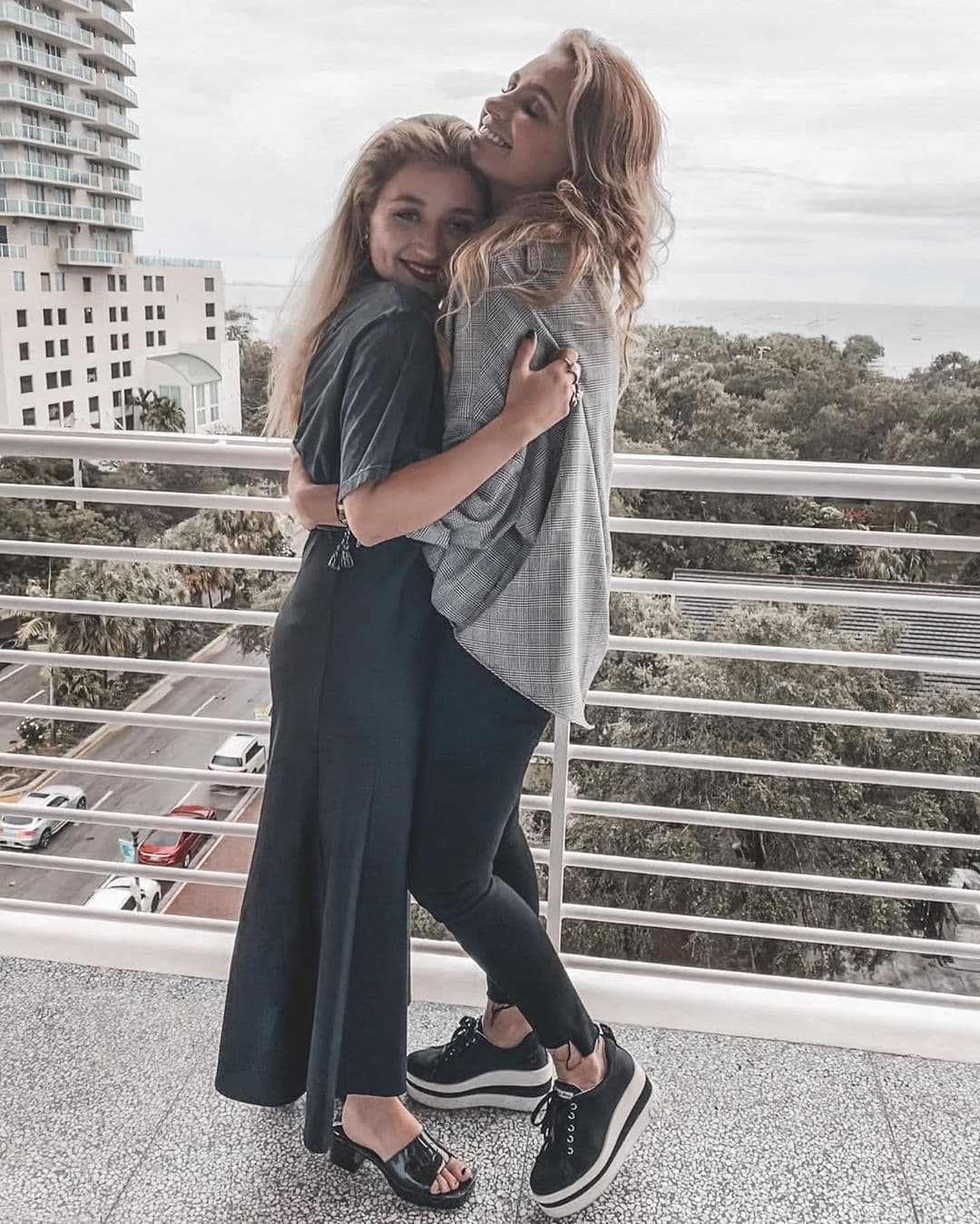 Fernanda Castro y Angélica Rivera