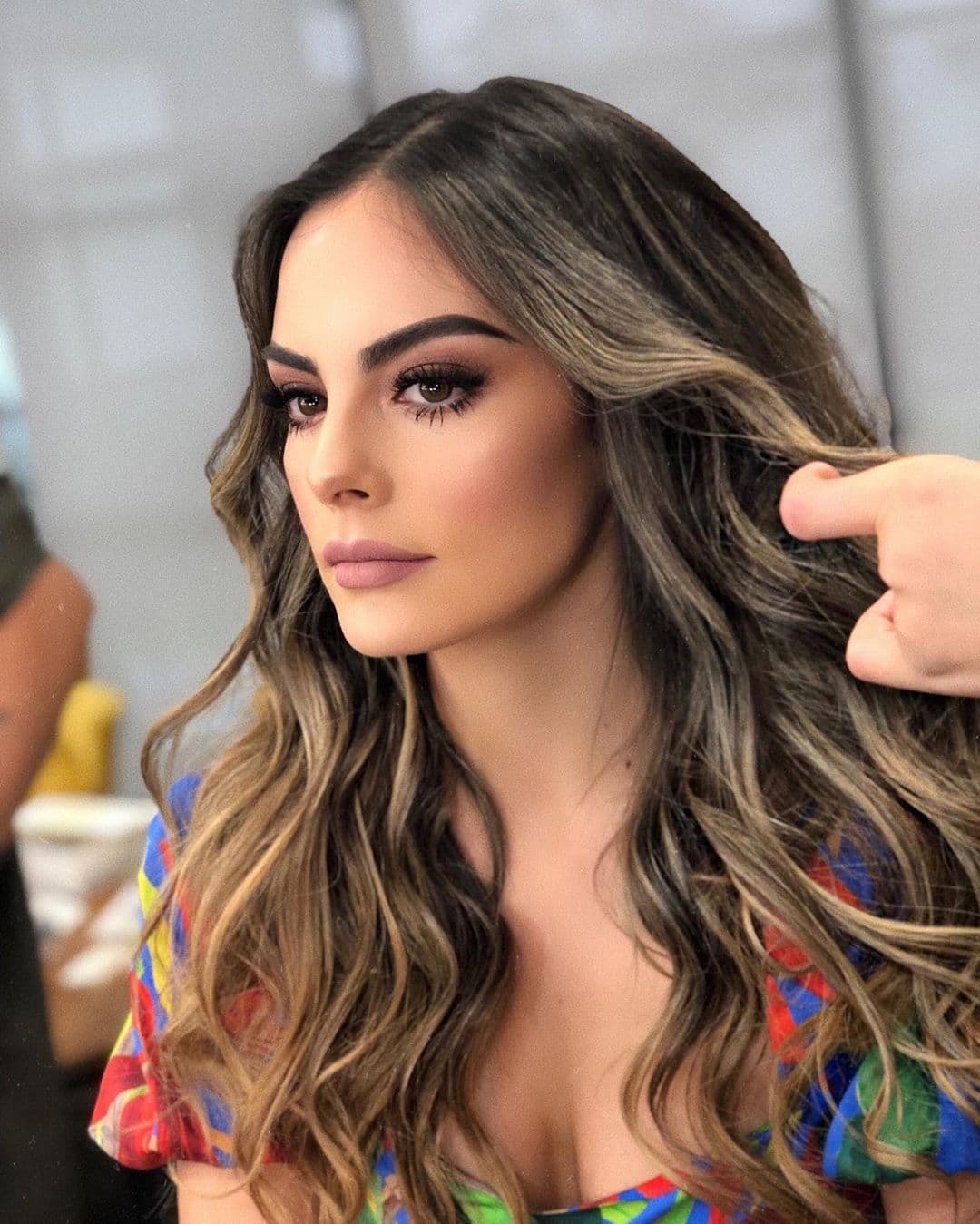 Con toda la ilusión del mundo, en el 2018 Ximena Navarrete anunció su primer embarazo, sin embargo, a las pocas semanas de esta noticia, la exreina de belleza sufrió un aborto espontáneo. Este fue un duro golpe emocional para la mexicana, por lo que con emotivo texto, Ximena le dió un último adiós a su bebé.
<br>
<br>"El día de hoy dejó de latir el corazón de nuestro bebé y con todo el dolor en el corazón, hacemos pública esta noticia con nuestros seguidores y personas que nos quieren. Nuestro bebé era lo más amado y deseado por nosotros. Fueron 15 semanas de sentir dentro de mí el amor más grande y la ilusión más real".