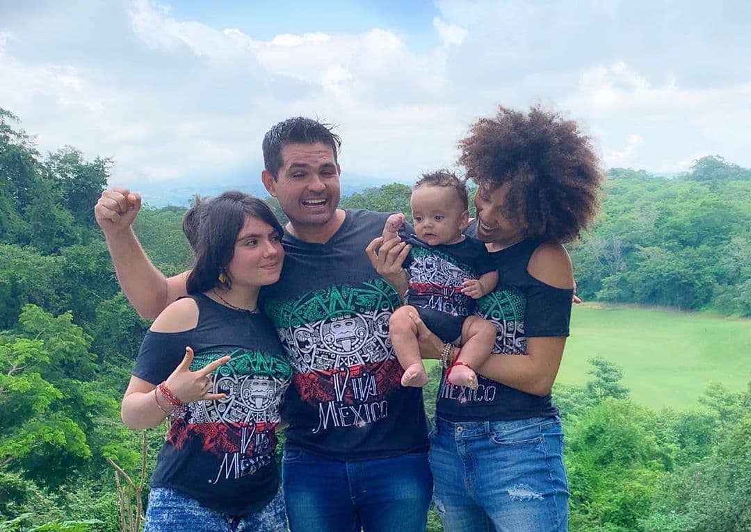 Cuando era muy joven, Ferdinando Valencia debutó como papá de Sofía. Por muchos años prefirió mantener a su hija fuera de los reflectores, pues la niña vivía con su mamá en Colima, de donde él es originario. Actualmente, mantiene una relación con Brenda Kellerman con quien procreó dos niños Tadeo y Dante, este último falleció a meses de su nacimiento.