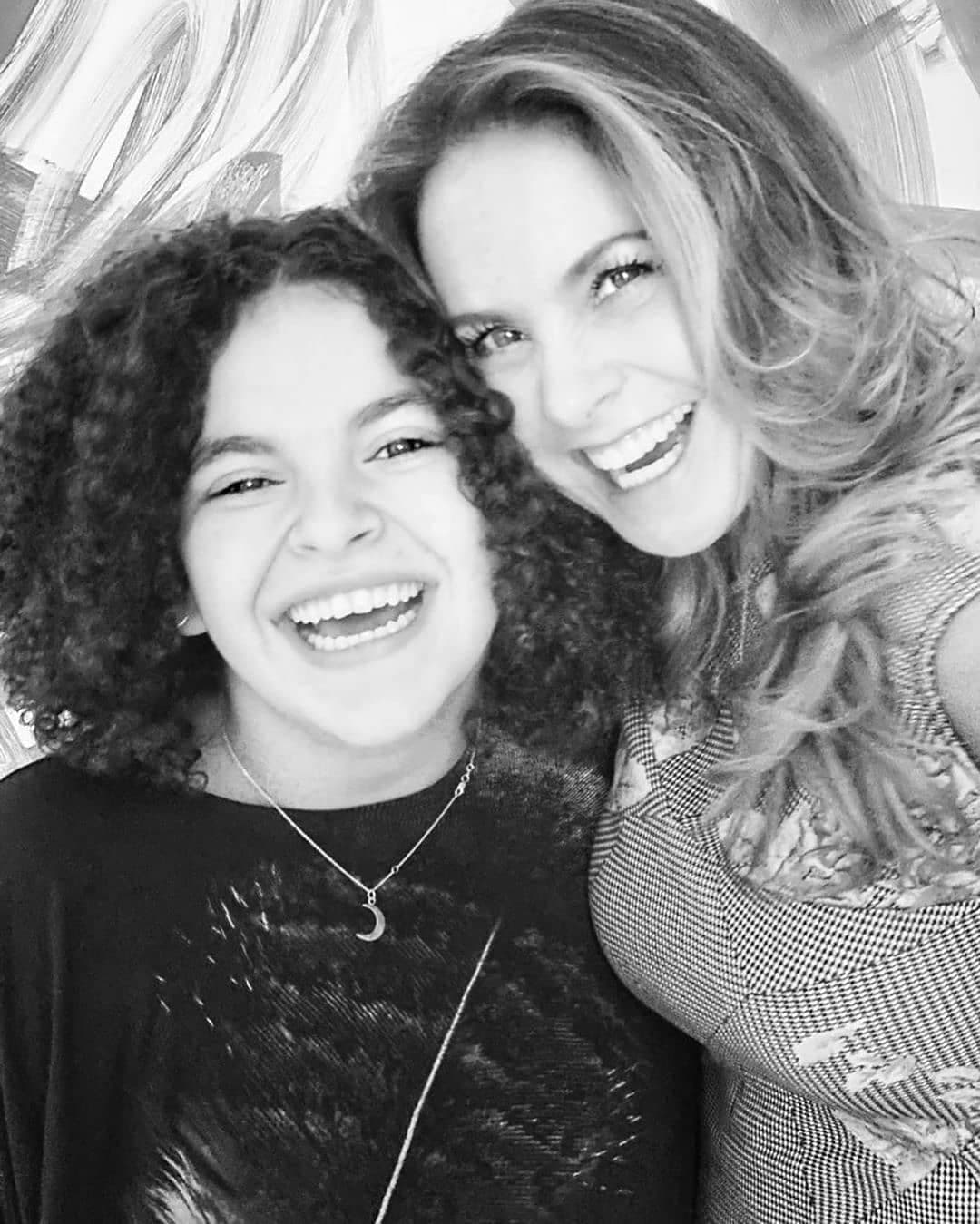 Hija de Lucero se vuelve viral en plena cuarentena por peculiar video con Yuri