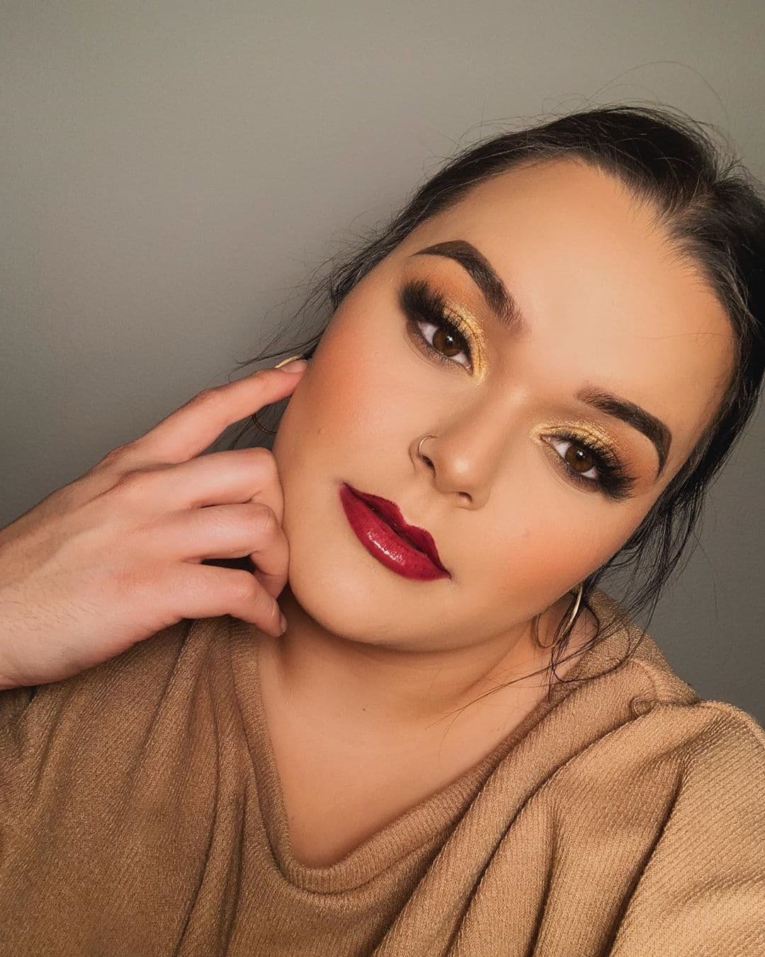 Jenicka López, hija de Jenni Rivera, es una guapa influencer y modelo plus size. Su cuenta de Instagram tiene más de 800 mil seguidores, a quienes les demuestra constantemente cómo ama su cuerpo y no necesita cambiar nada para ser feliz.