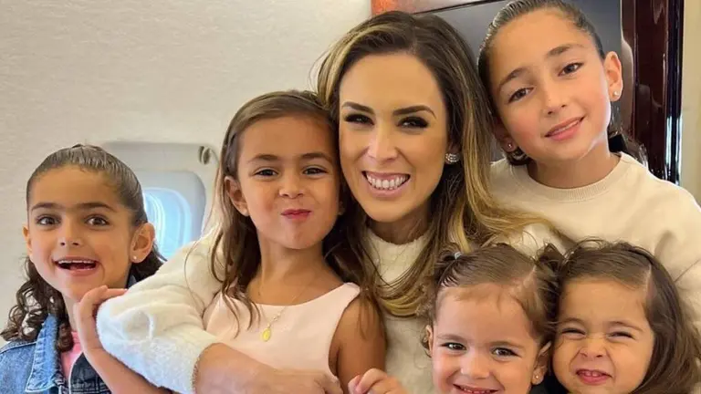 Jacky Bracamontes está embarazada y nadie sabía esto | Shows Canal U | Unicable